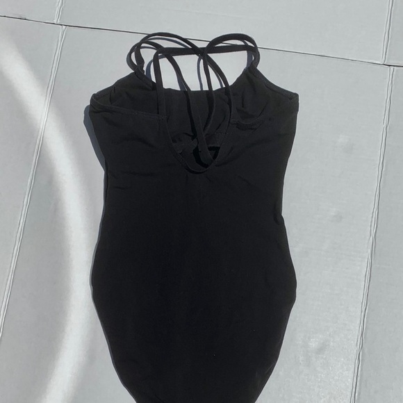 Capezio black leotard size medium - Picture 2 of 4